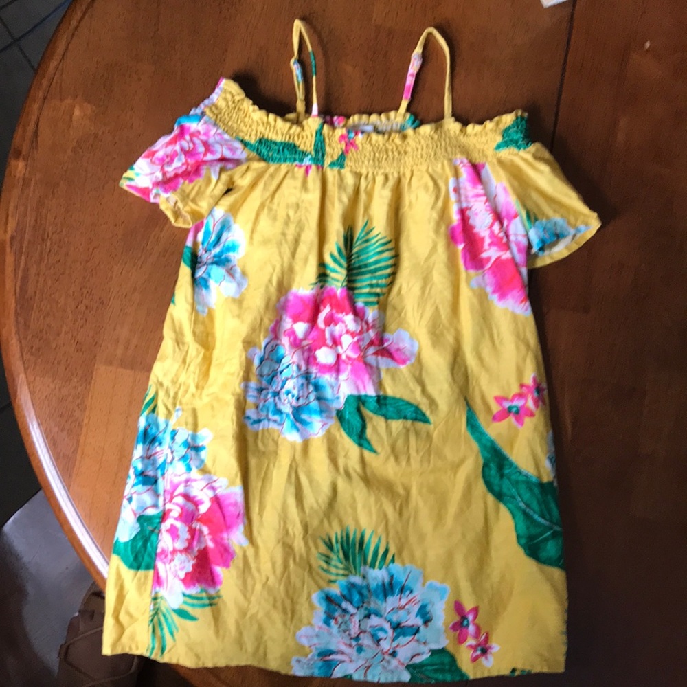 Old Navy girls off shoulder floral print dress